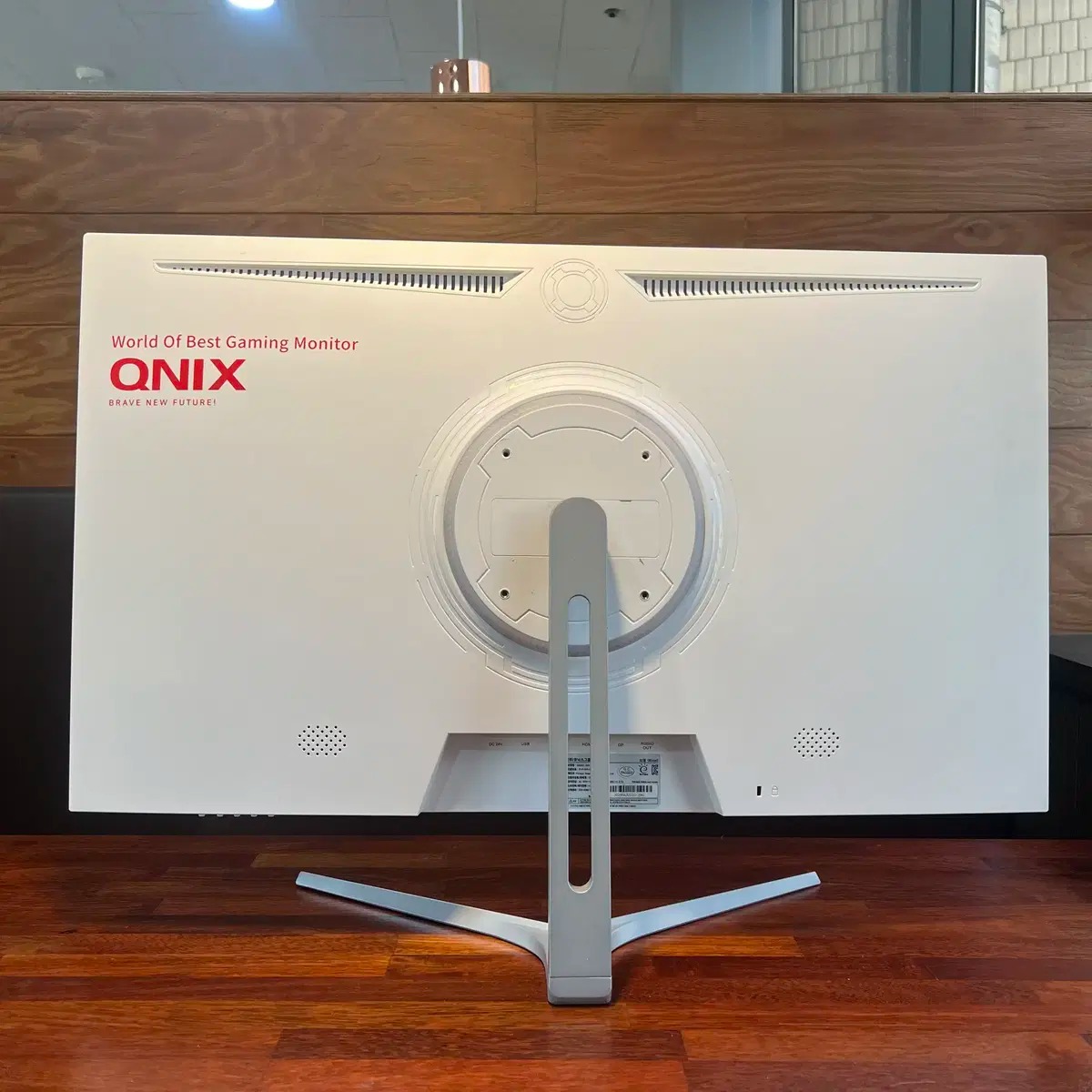 큐닉스 QNIX 32인치 QHD 165주사율 게이밍 모니터 판매합니다!